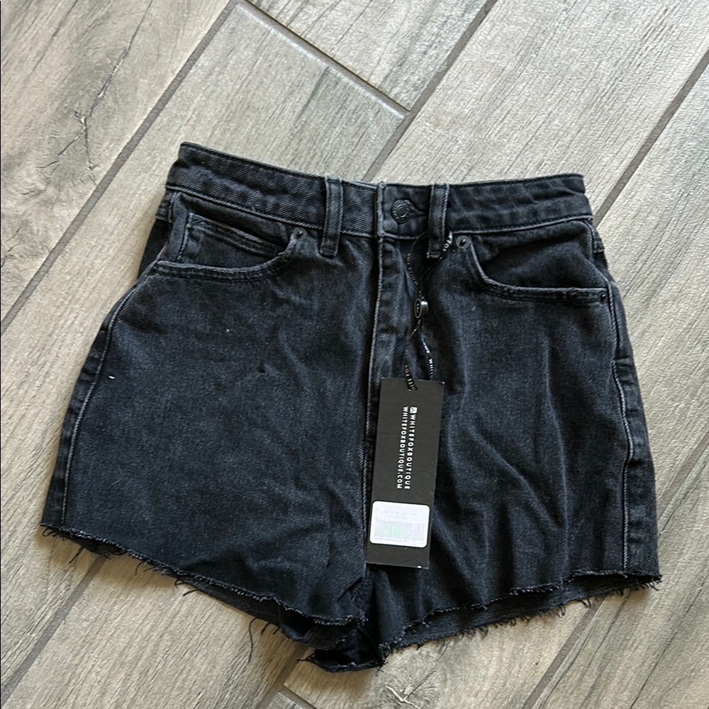 White Fox Boutique Black Jean Shorts High-Waisted Rigid Denim